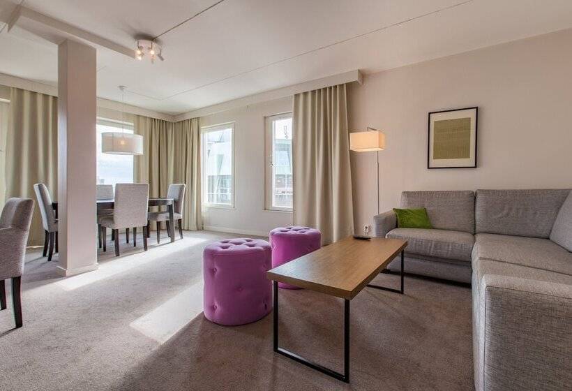 스위트, Best Western Plus Hotel Plaza