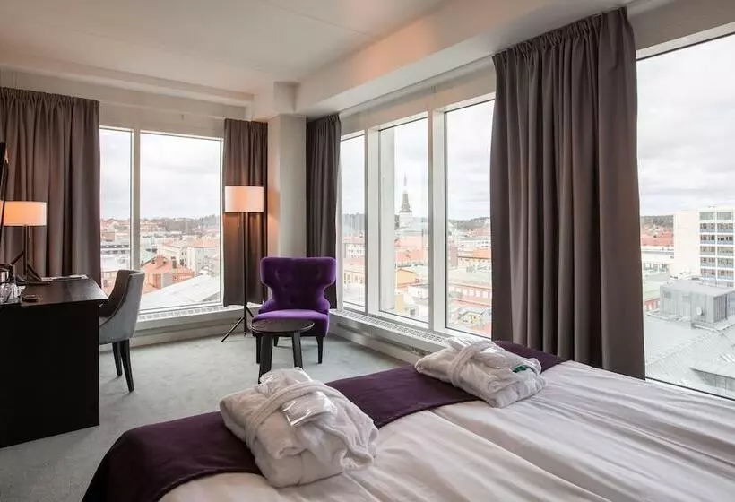 スイート, Best Western Plus Hotel Plaza
