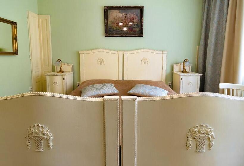 Standardzimmer, Família Vendégház