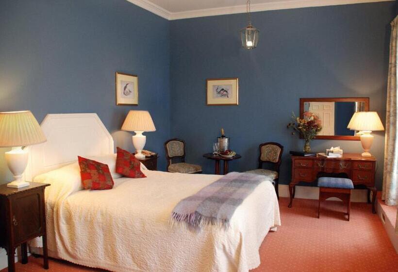 Номер Стандарт Трехместный, Foyles