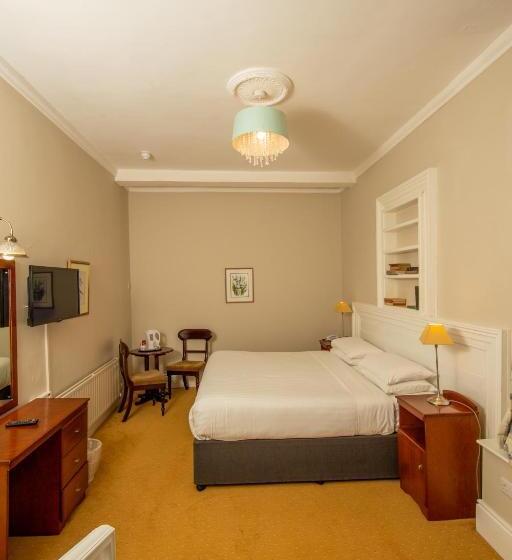 Номер Стандарт Индивидуальный, Foyles