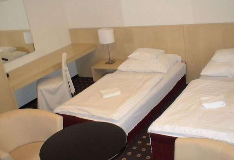 スタンダードルーム, Laterum