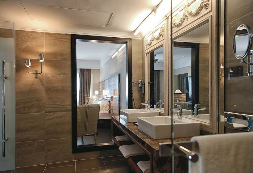 סוויטת ג'וניור נוף לים, Hotel Riu Tikida Dunas  All Inclusive