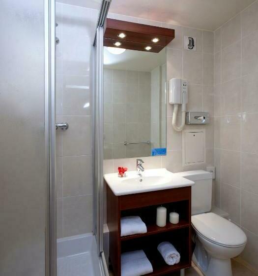 اتاق استاندارد سه نفره, Dièse Hôtel Bastille