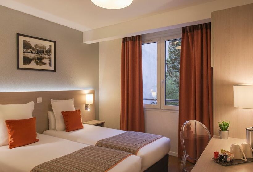 اتاق راحتی, Dièse Hôtel Bastille