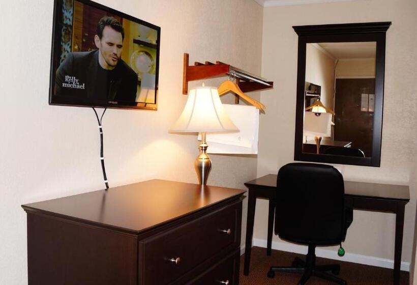 غرفة قياسية سرير كينج, Americas Best Value Inn & Suites Kansas City