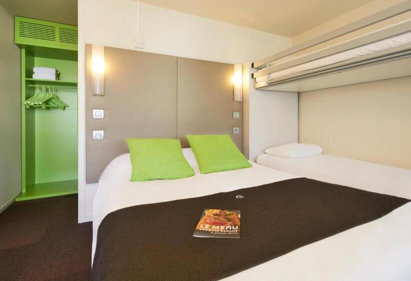 Четырехместный Номер Superior, Campanile Poitiers  Site Du Futuroscope