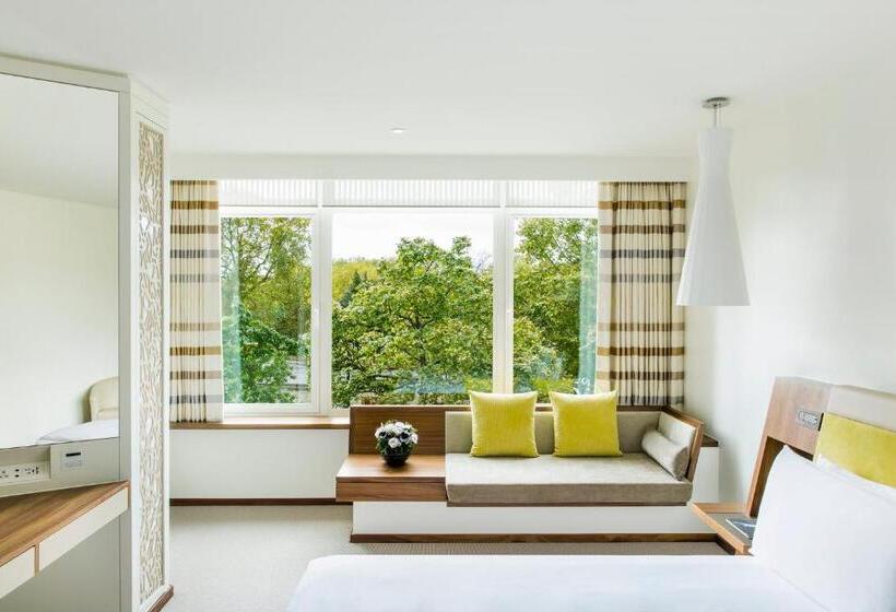 חדר סופריור, Como Metropolitan London