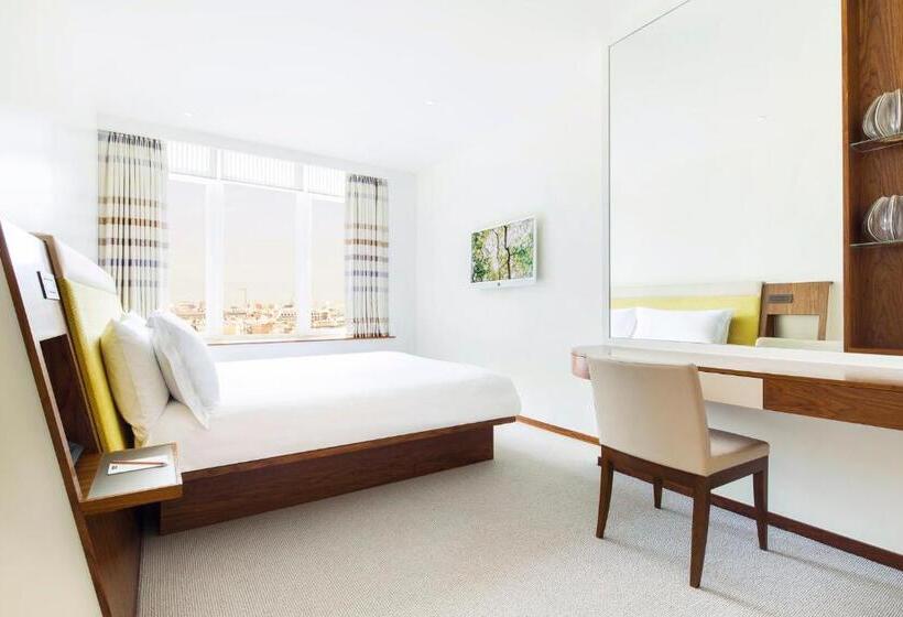 סוויטה, Como Metropolitan London