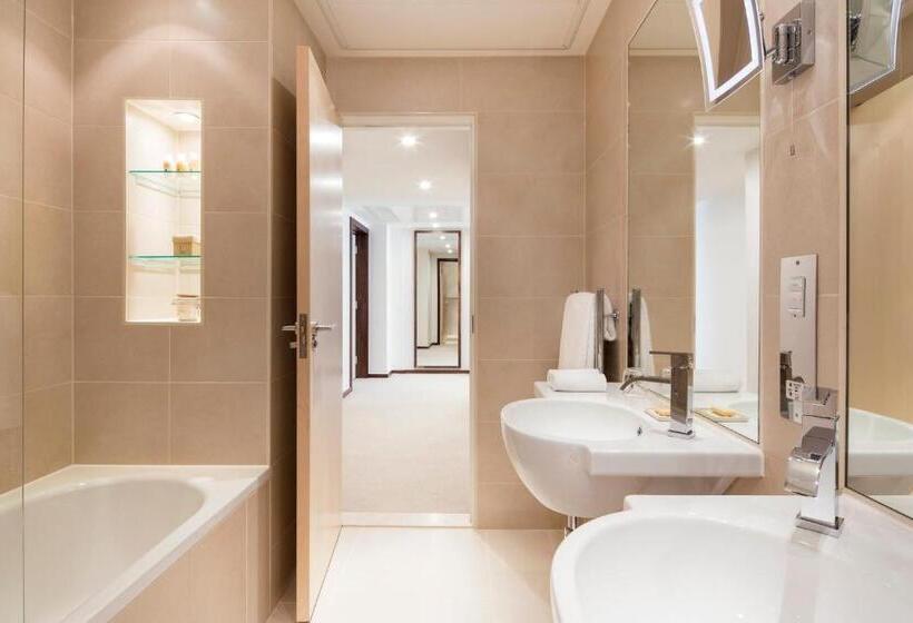 סוויטה, Como Metropolitan London