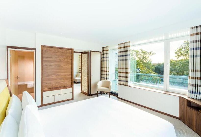 סוויטה דלוקס, Como Metropolitan London