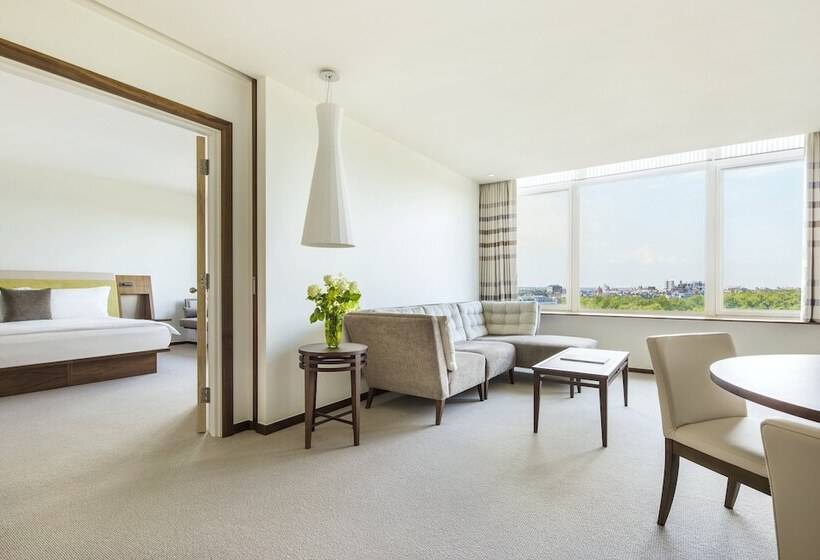 סוויטה, Como Metropolitan London