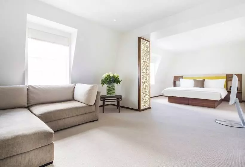 ジュニアスイート, Como Metropolitan London