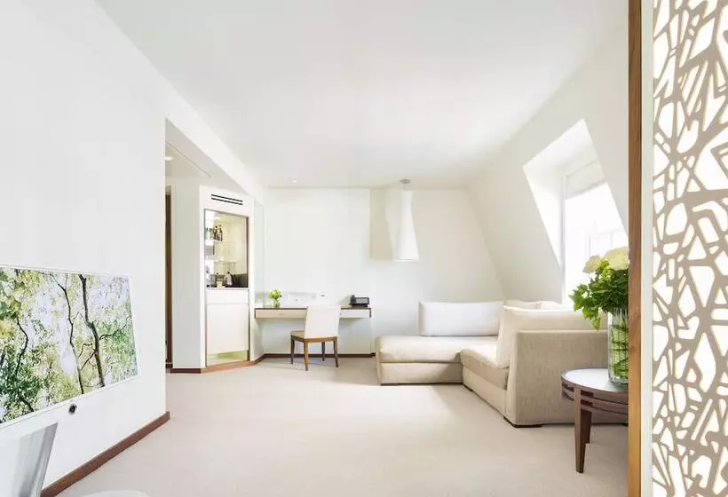 ジュニアスイート, Como Metropolitan London