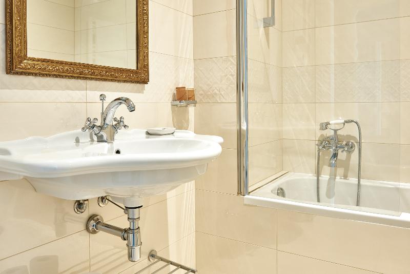 חדר דלוקס, Como Metropolitan London