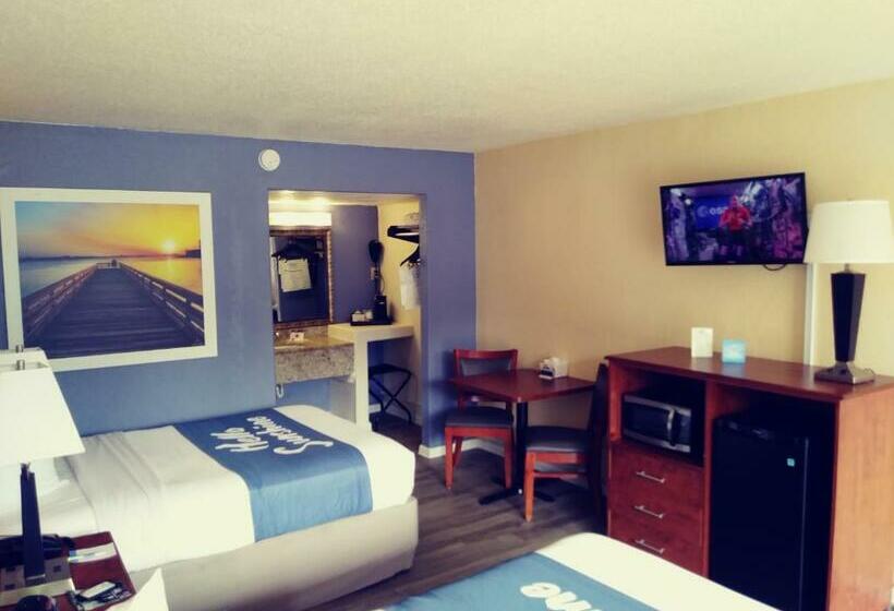 디럭스 룸, Days Inn By Wyndham Wildwood I75
