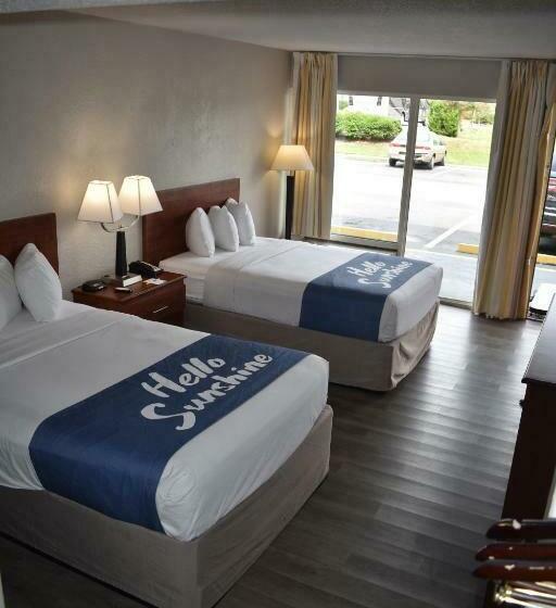 デラックスルーム, Days Inn By Wyndham Wildwood I75