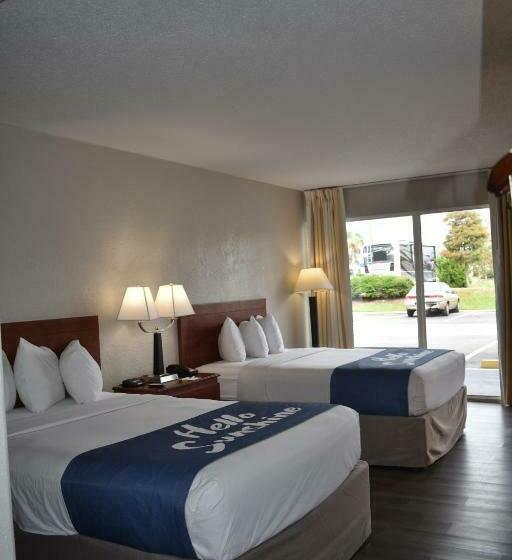 デラックスルーム, Days Inn By Wyndham Wildwood I75