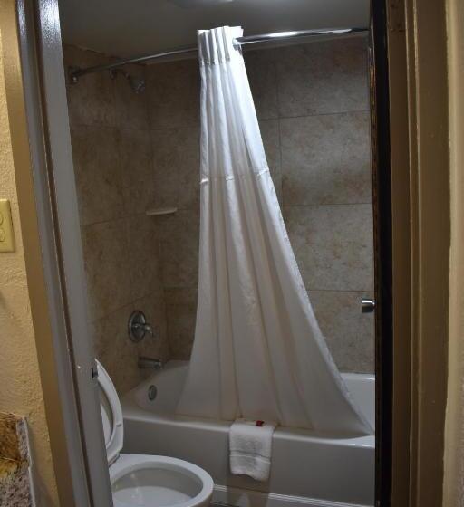 חדר סטנדרט עם מיטת קינג, Days Inn By Wyndham Wildwood I75
