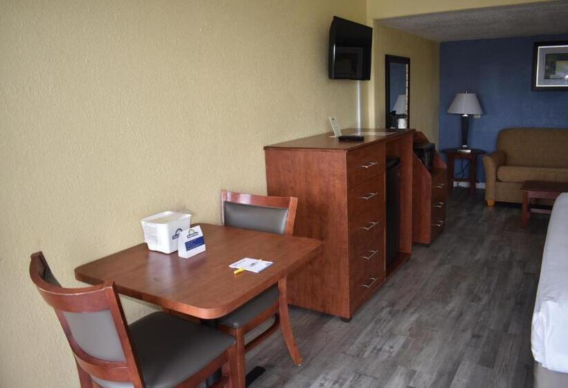 침실 2개 스위트, Days Inn By Wyndham Wildwood I75