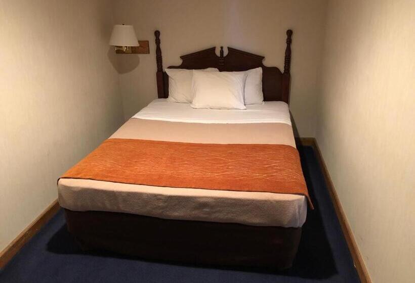Семейный Номер, Denison Inn & Suites