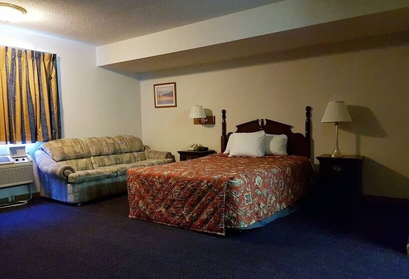 جناح, Denison Inn & Suites