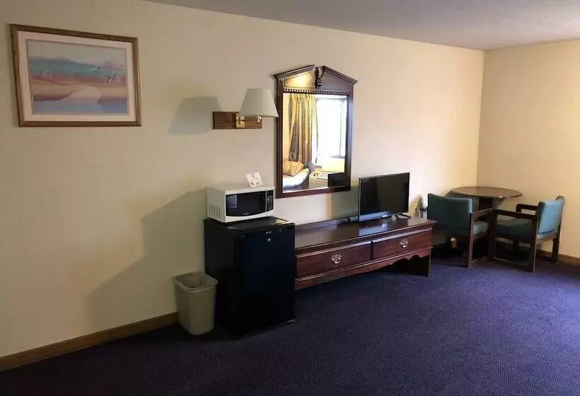 スイート, Denison Inn & Suites