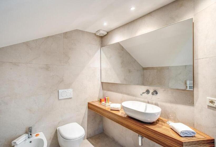 סוויטה עם טרסה, Grand Hotel Imperiale & Resort