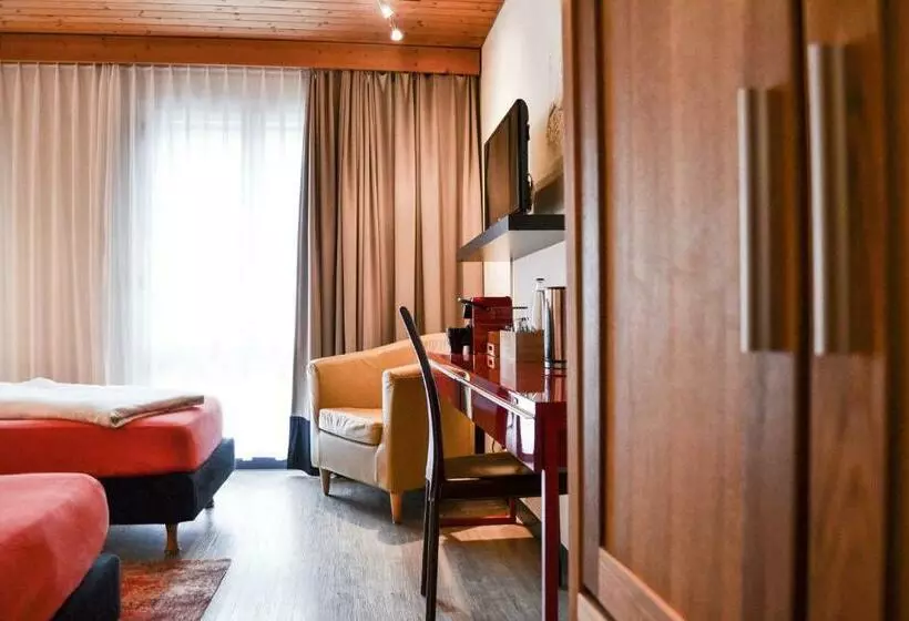 スタンダードシングルルーム, Landhaus Säntis Herisau