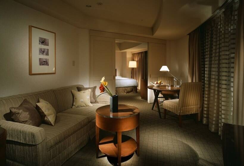 Люкс Премиум, Miyako Hotel Gifu Nagaragawa