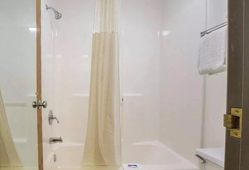 スイート, Motel 6 Waterloo, Ia   Crossroads Mall   Cedar Falls