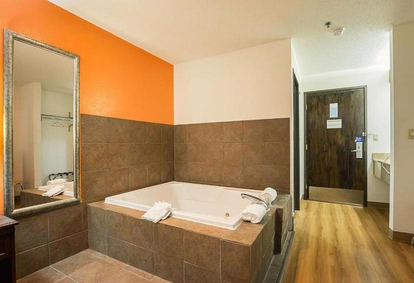 غرفة قياسية سرير كينج, Motel 6 Waterloo, Ia   Crossroads Mall   Cedar Falls