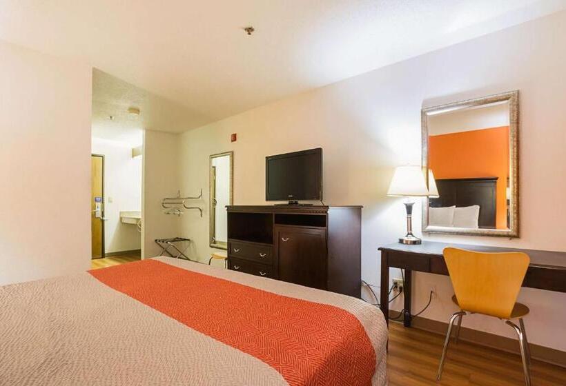 غرفة قياسية سرير كينج, Motel 6 Waterloo, Ia   Crossroads Mall   Cedar Falls