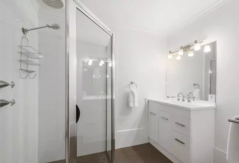 スーペリアスタジオ, Comfort Inn & Suites Riverland