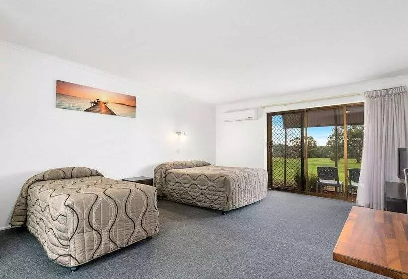 スーペリアスタジオ, Comfort Inn & Suites Riverland