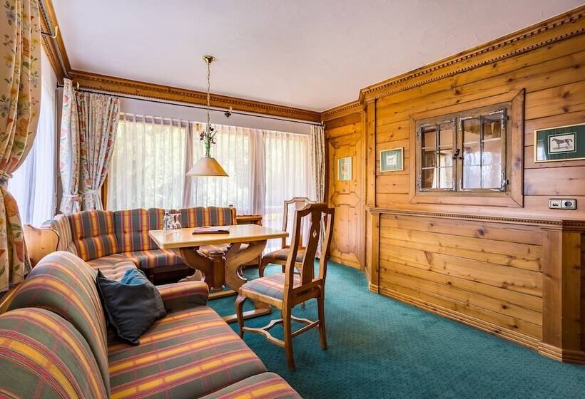 Полулюкс, Alpenhotel Oberstdorf   Ein Rovell