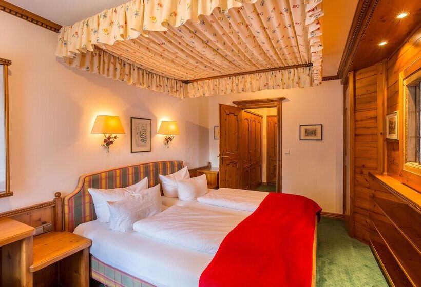 جناح جونيور, Alpenhotel Oberstdorf   Ein Rovell