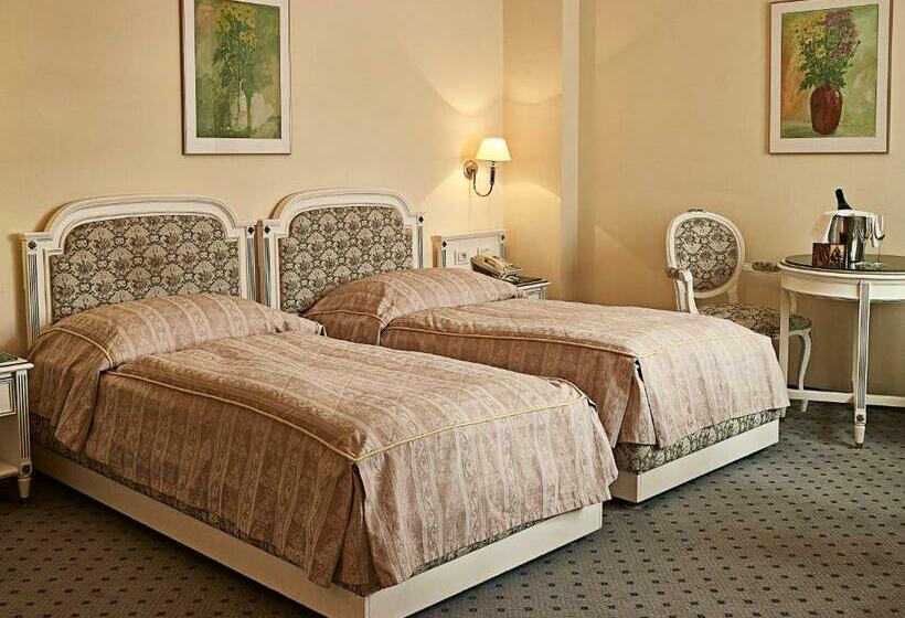 اتاق استاندارد, Ambassador Zlata Husa