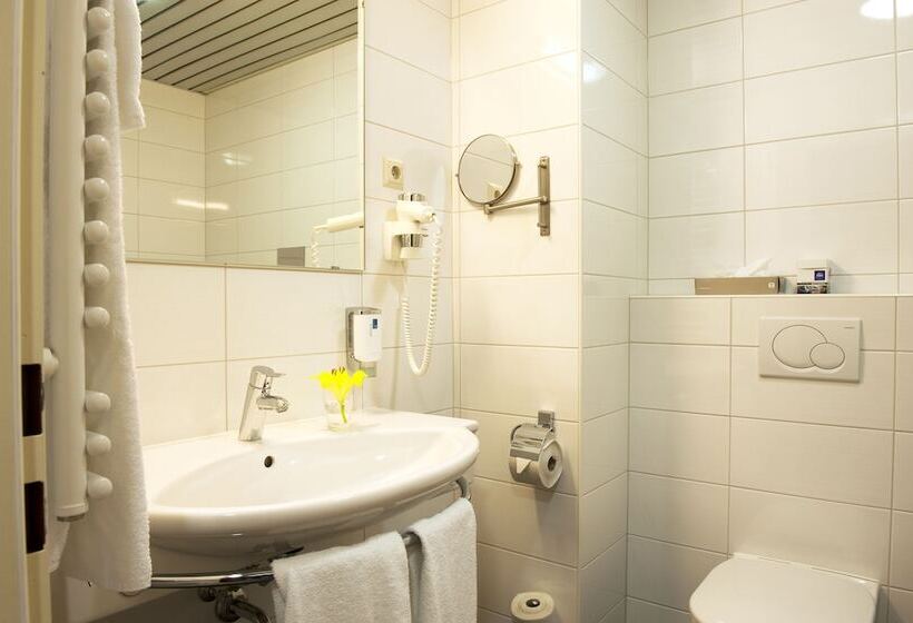 家庭间, Arte Hotel Wien Stadthalle