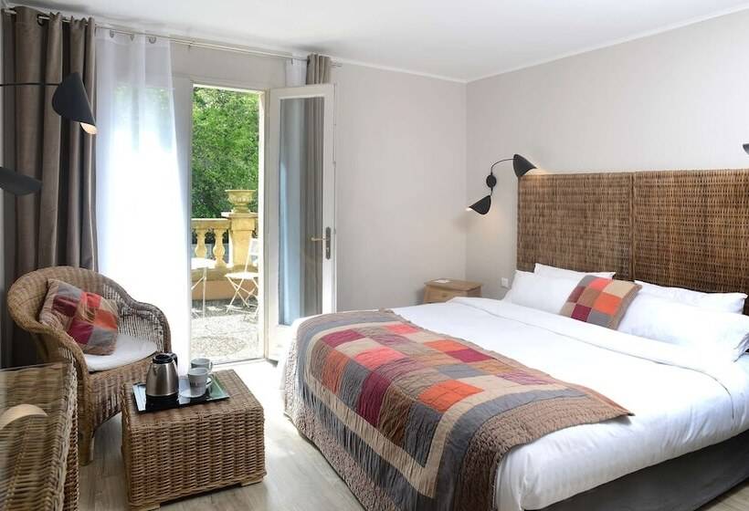 اتاق سوپریور با چشمانداز استخر, Best Western L'Orangerie