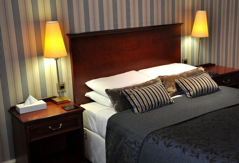 高级大房间, Cairn