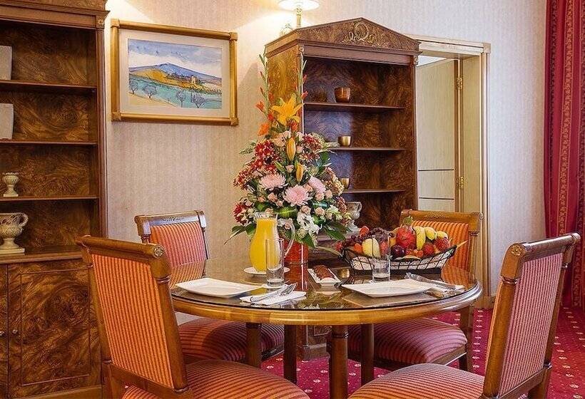 سوییت, Capitol Hotel Jumeirah Dubai