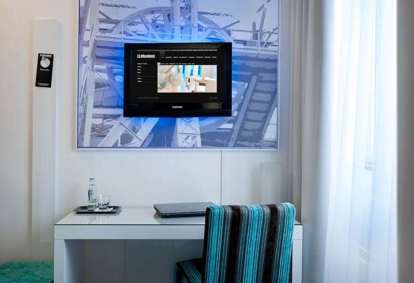 חדר קומפורט, Ecu