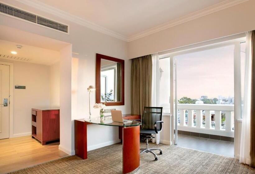 اتاق استاندارد با تخت بزرگ, Equatorial Ho Chi Minh City