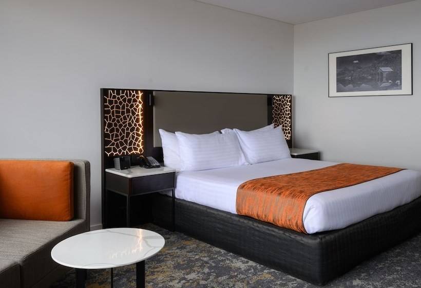 景色の見えるダブルベッドスタンダードルーム, Grand Chancellor Hobart