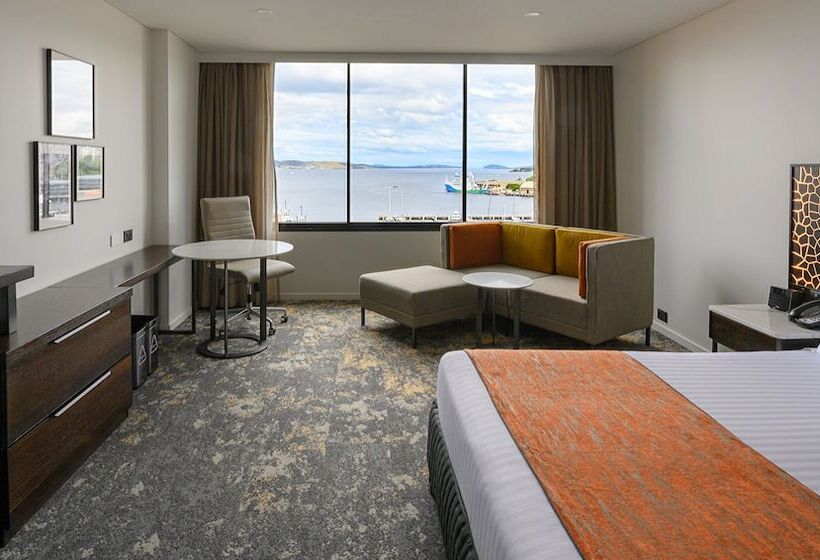 景色の見えるスーペリアルーム, Grand Chancellor Hobart