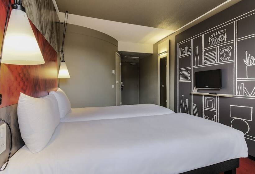 Номер Superior, Ibis Paris Coeur D'Orly Airport