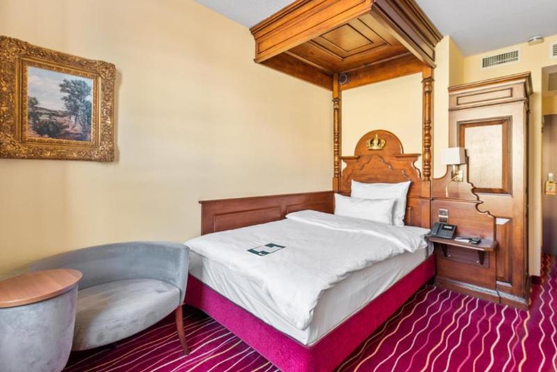 اتاق استاندارد یک نفره, King S Hotel First