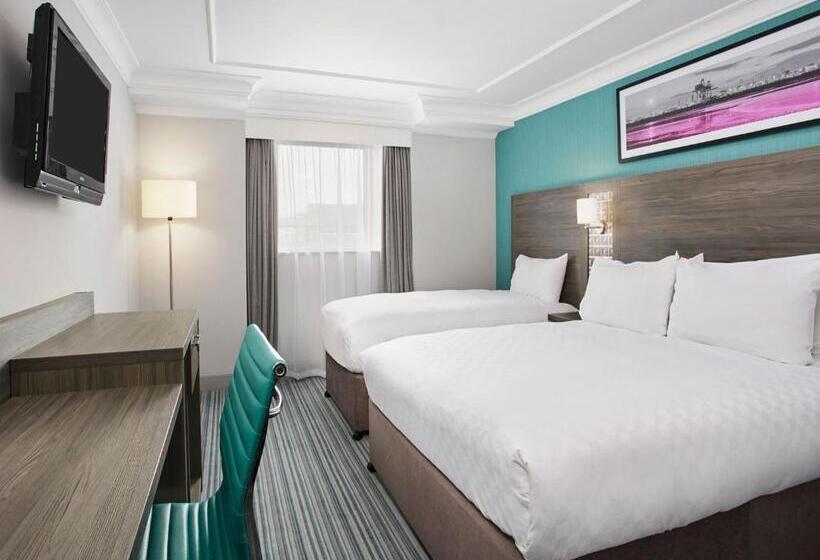 חדר סטנדרט, Leonardo Middlesbrough