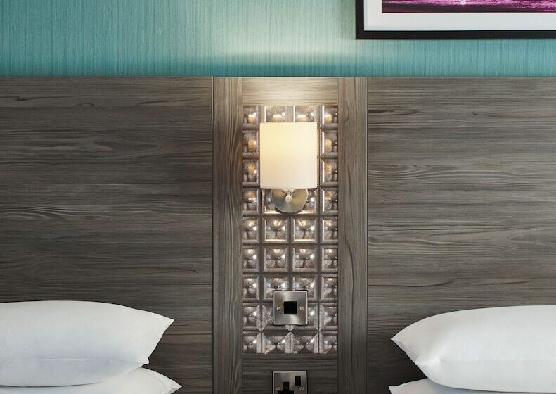 חדר סטנדרט, Leonardo Middlesbrough